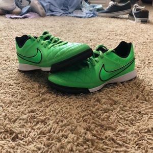 Kids Nike Tiempo indoor/turf cleats